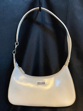 Minicci white vegan leather zipper closure  3-A12